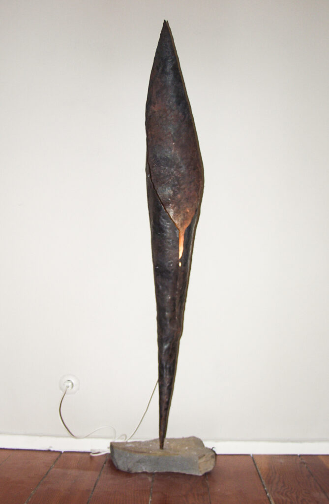 Cone, Leuchte, Metallblech, Hjalmar Almeida, ca 1994
